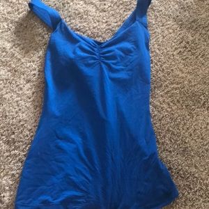 Lulu lemon royal blue ish color workout top! Sz 10